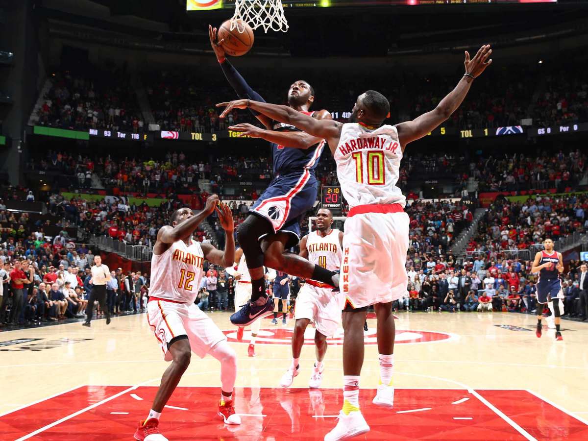 john-wall-wizards-hawks.jpg